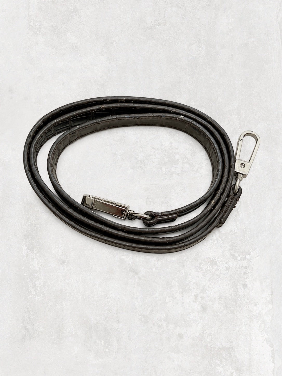 MONOGRAM BROWN