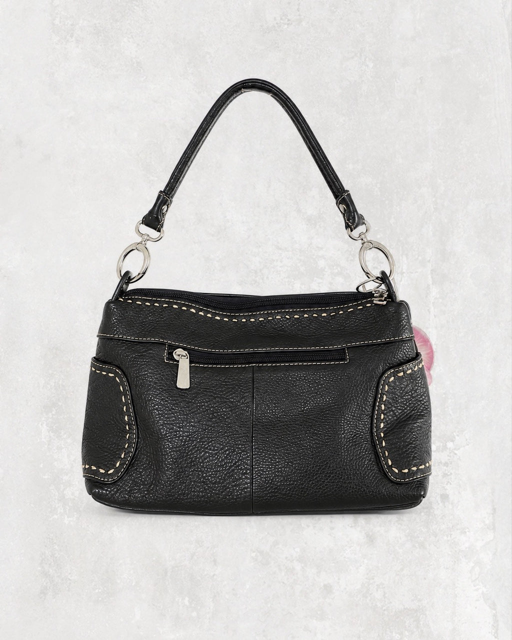 Vintage leather bag with Barokha stitching