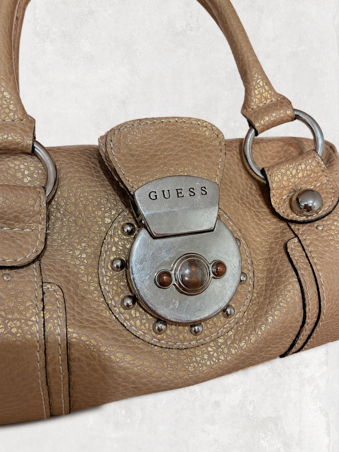 GUESS SIREN