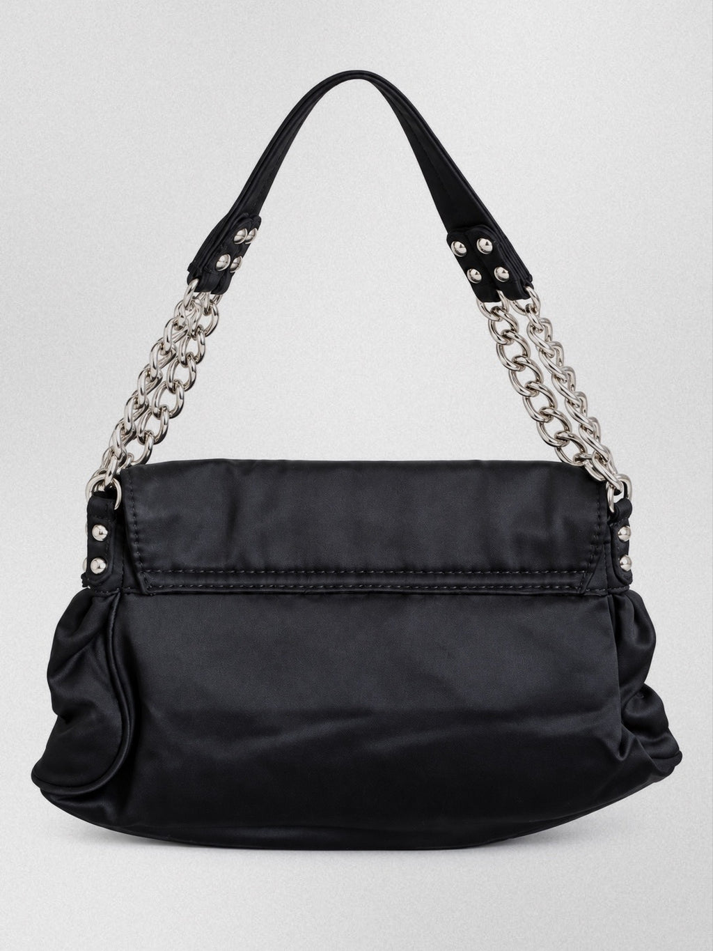 GUESS GLAM