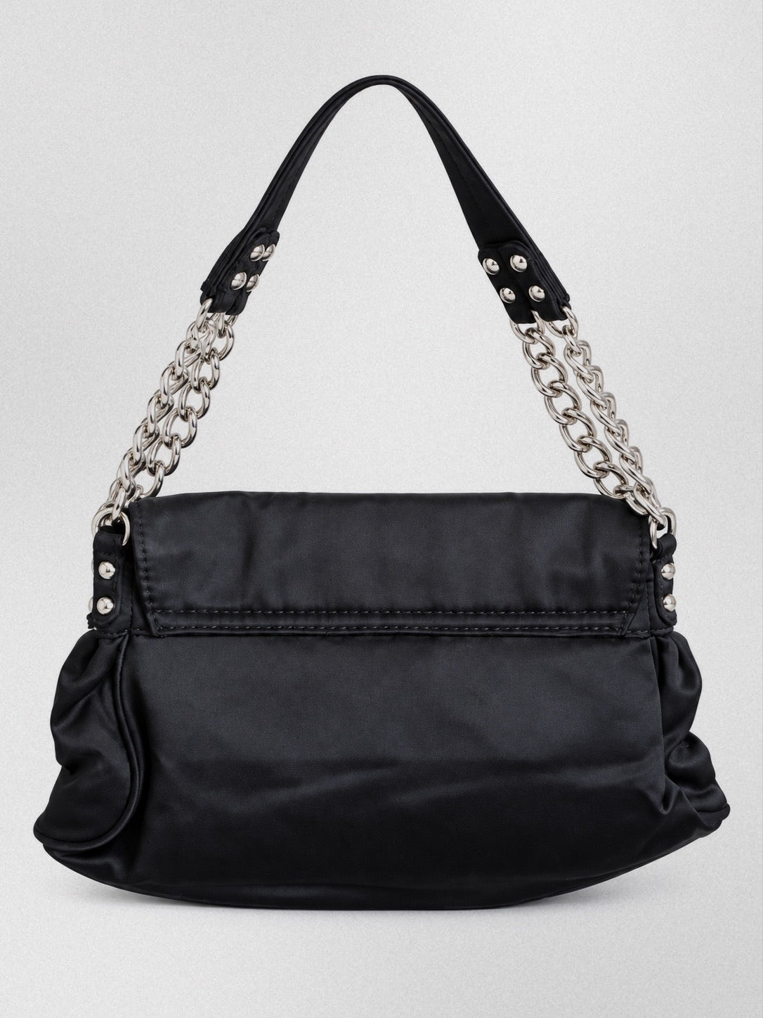 GUESS GLAM
