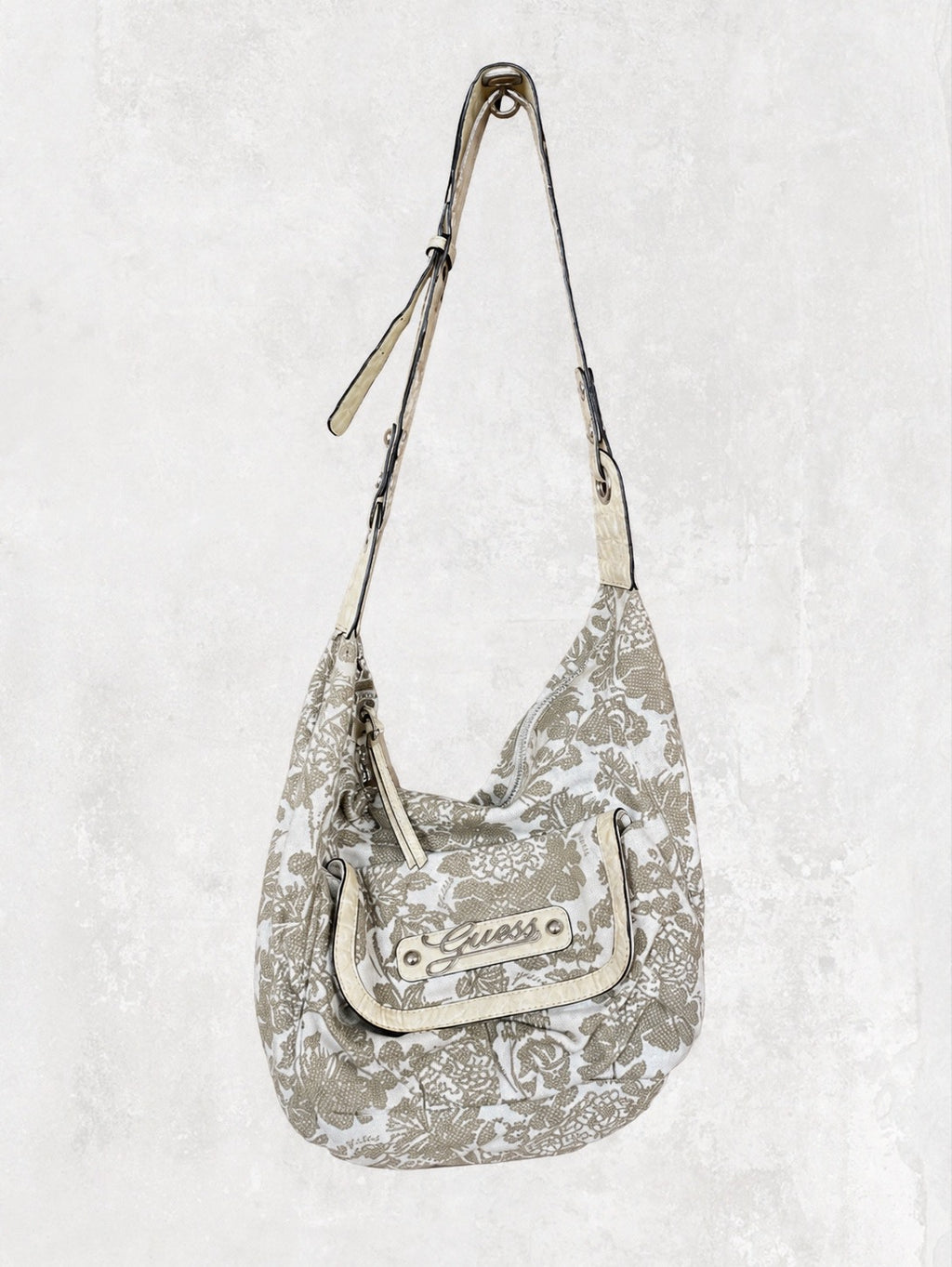 SPRING GUESS